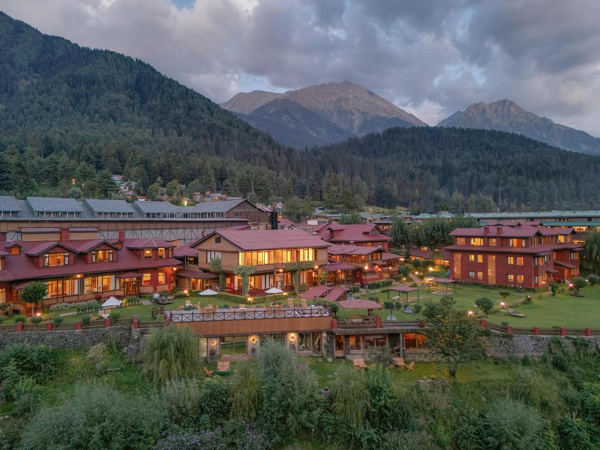 Pahalgam Hotel المظهر الخارجي الصورة